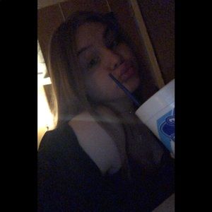 Meet your Posher, Delaney